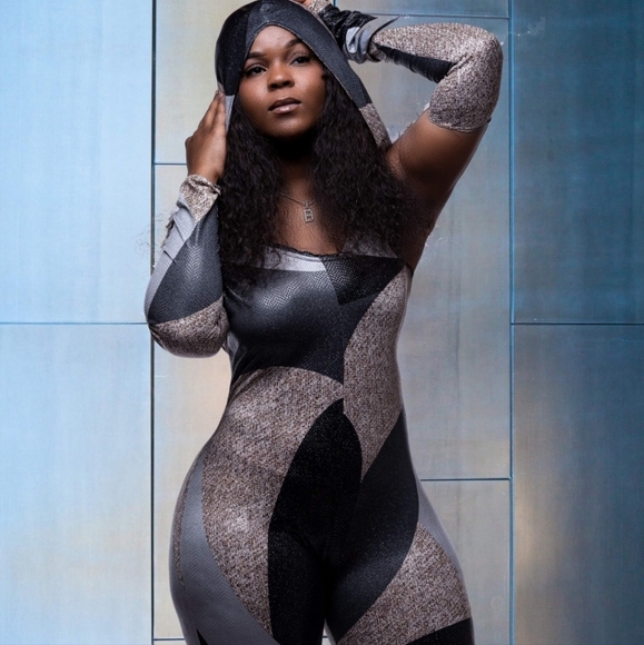 Stylish Geometric Jumpsuit in Black and Gray - Picture 1 of 9